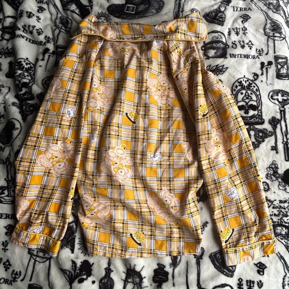 Honey & Bears blouse 🍯🧸 - Picture 3 of 3